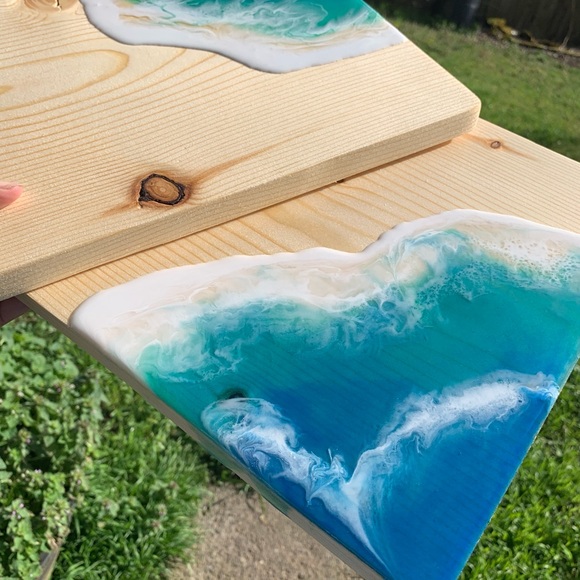 Beach resin waves charcuterie boards - Picture 3 of 5